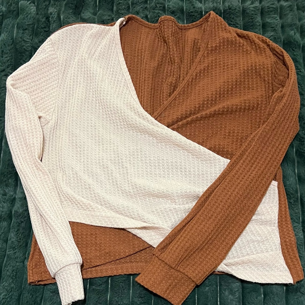 Two-Tone Waffle Knit cropped Sweater